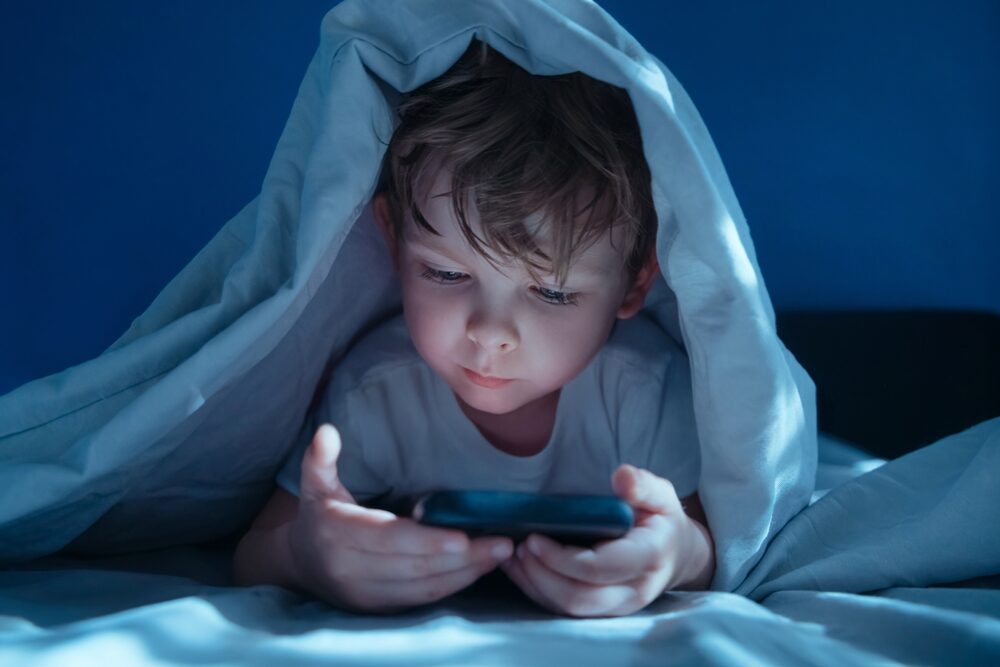 Impatto degli schermi sulla salute dei bambini