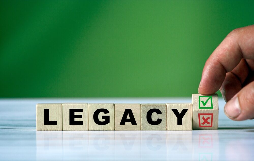 Rappresentazione grafica di sistemi legacy e innovazione tecnologica