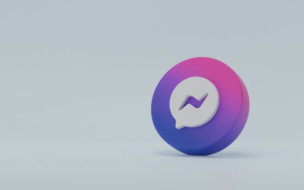 Screenshot dell'interfaccia di Google Messages con nuove funzionalità
